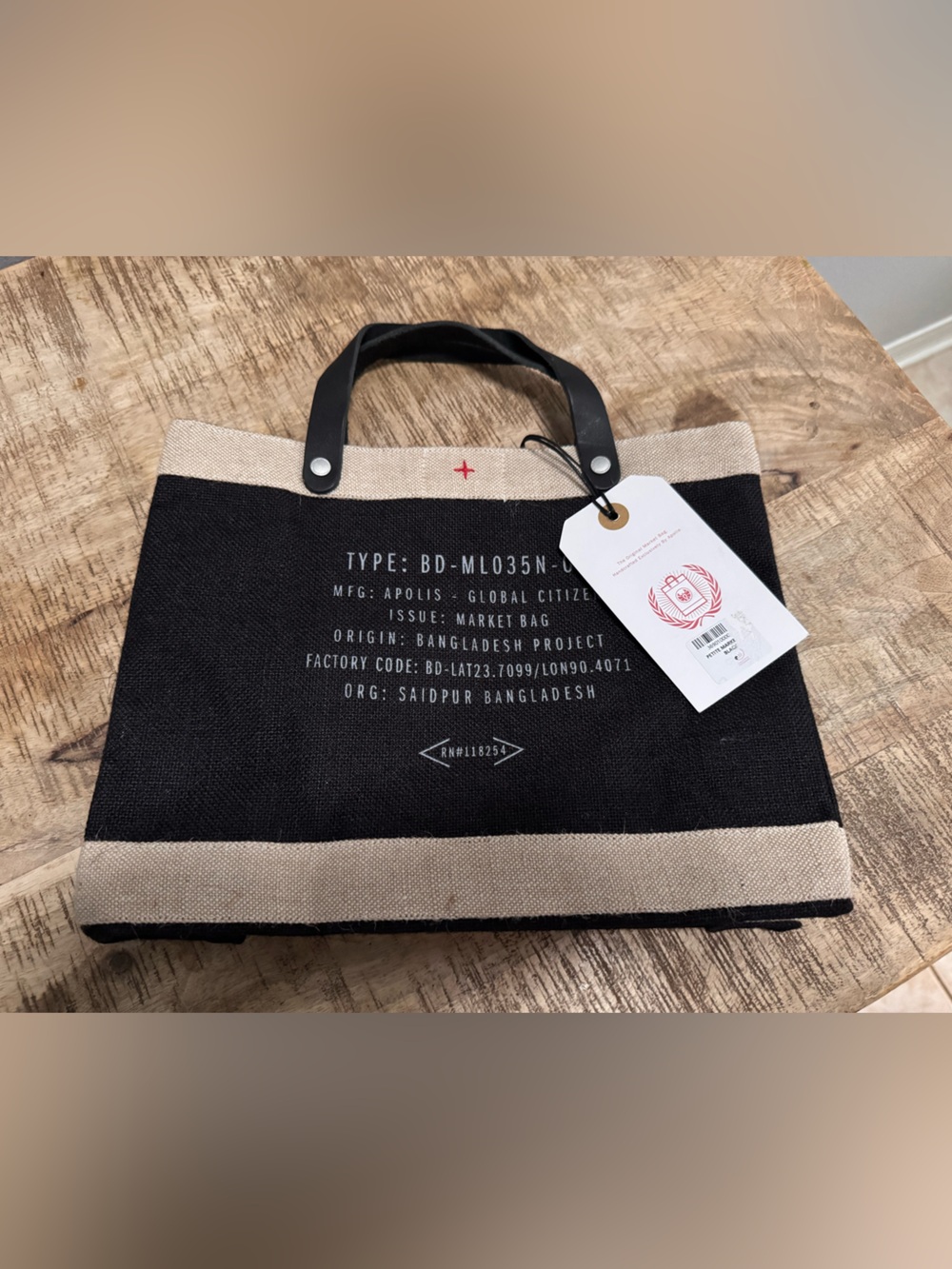 Meet Me At The Plaza Black & Natural Tote Bag NWTO - Picture 13 of 14